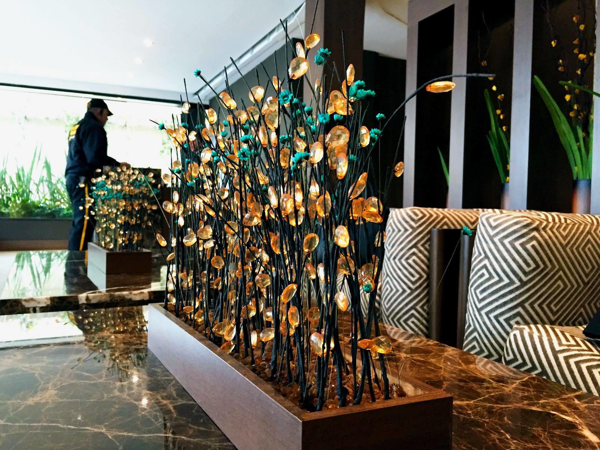 Hotel Lugano Suites Μπογκοτά Εξωτερικό φωτογραφία