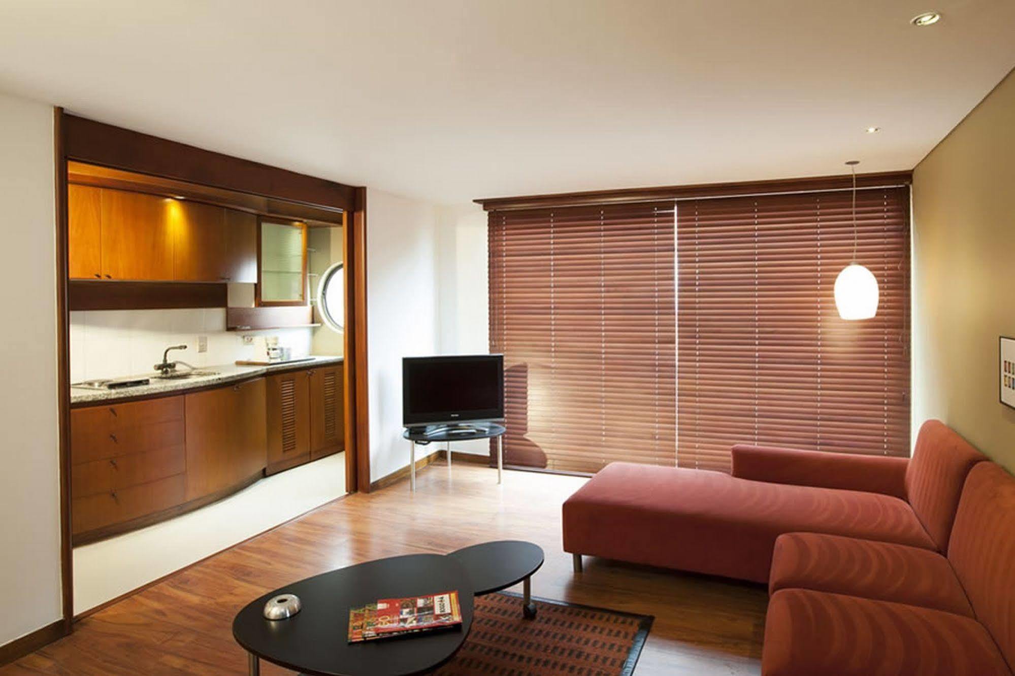 Hotel Lugano Suites Μπογκοτά Εξωτερικό φωτογραφία